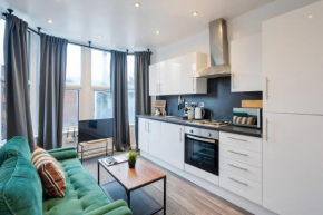 2 Bedroom Apartment Near City Centre, Uni & Parks!